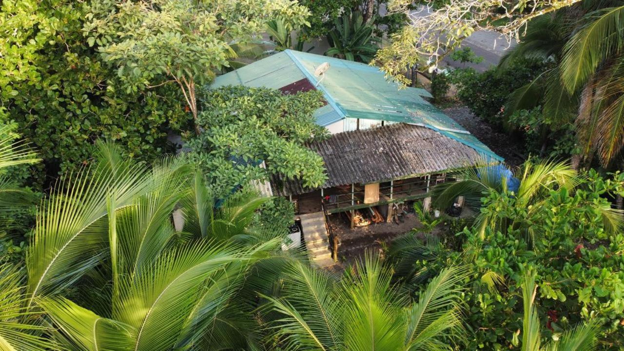 Albergue Casa Mamre Cahuita Exterior foto