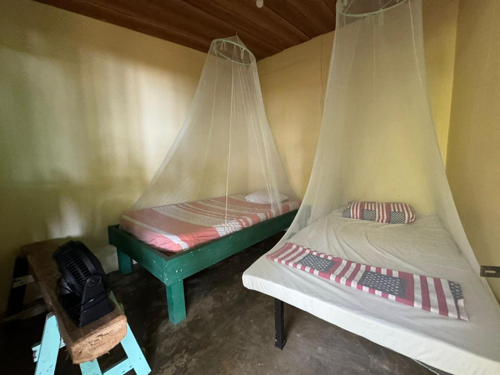 Albergue Casa Mamre Cahuita Exterior foto